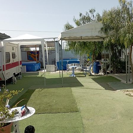 Camping Mascotas cerca de Alicante Hostal Sax Exterior foto