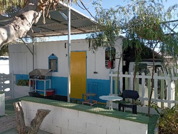 Camping Mascotas cerca de Alicante Hostal Sax Exterior foto